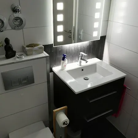 Hilde Apartment